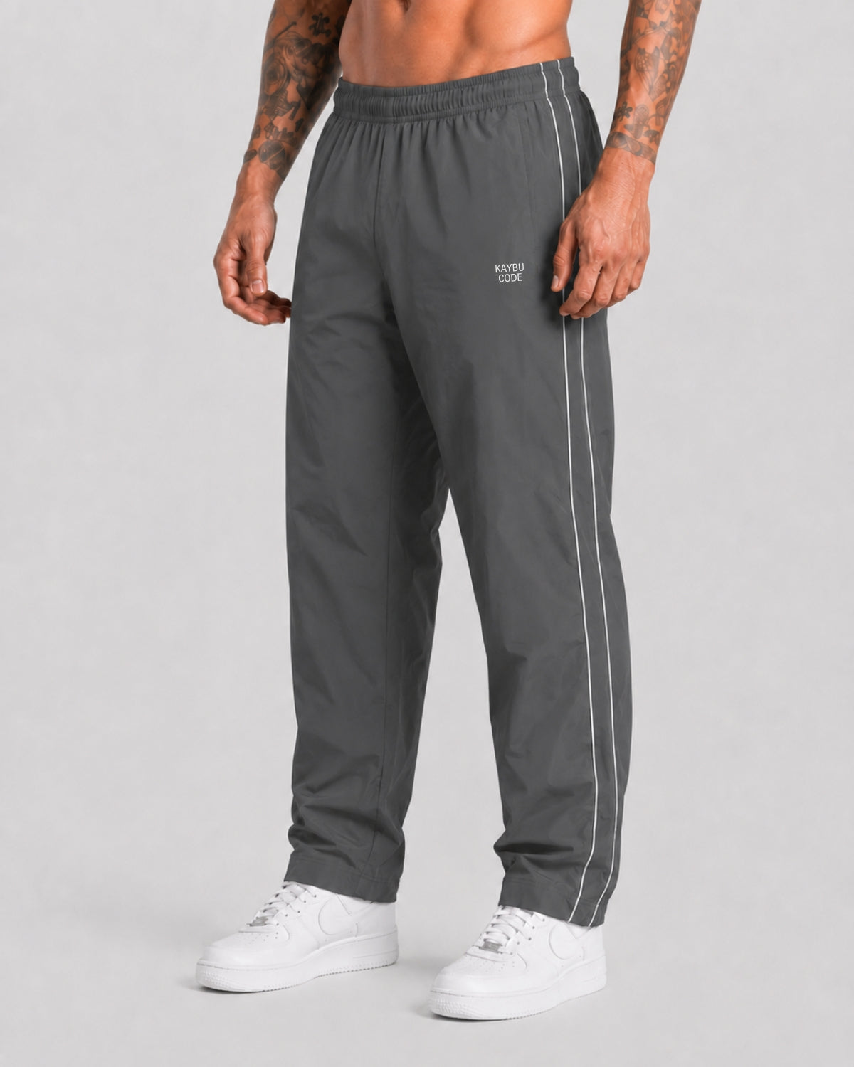 Jogger Caída Recta Tela Impermeable Kaybu Code | KBMEN RF.436