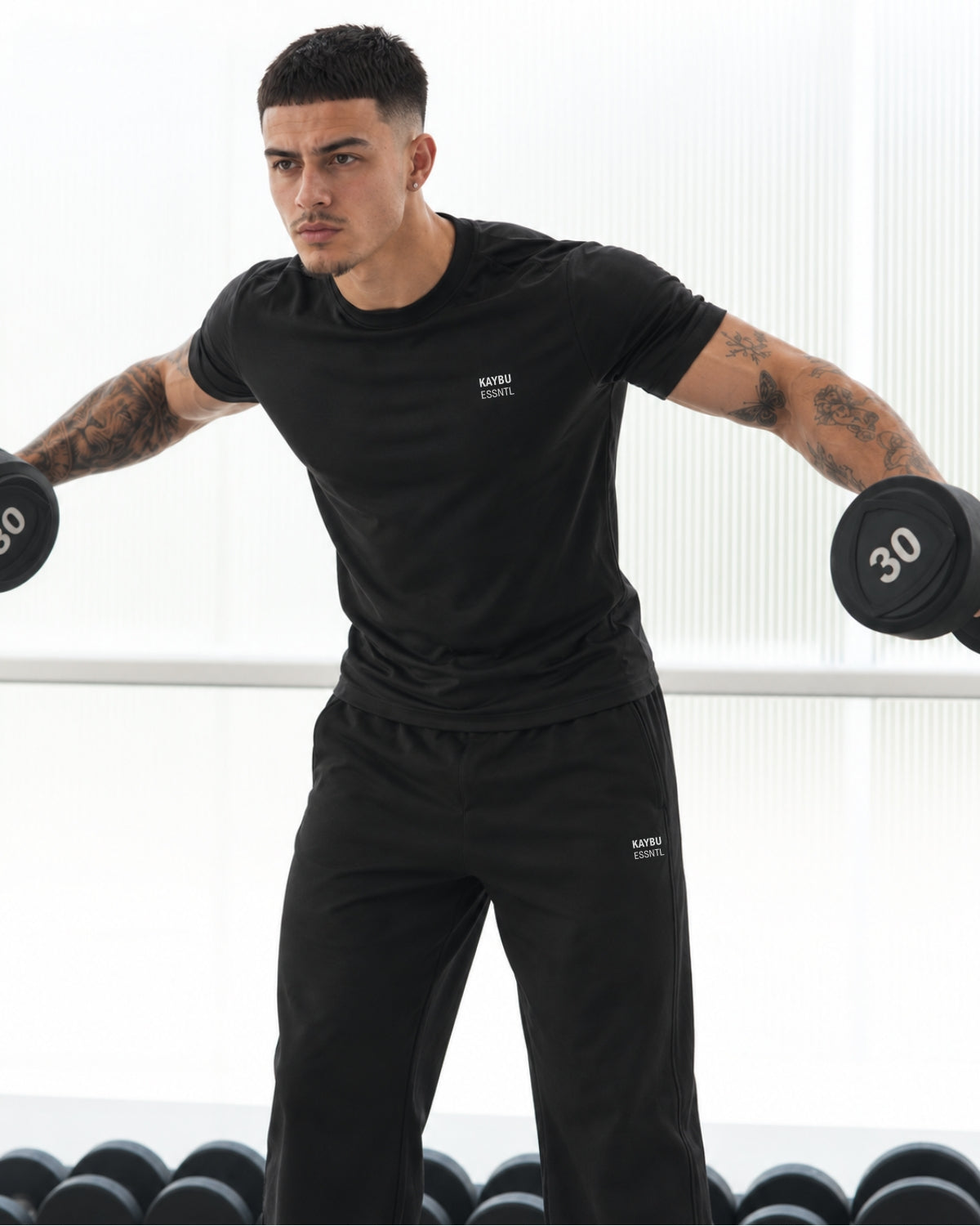 Jogger Caída Recta Tela Licrada Kaybu Essent | KBMEN RF.439