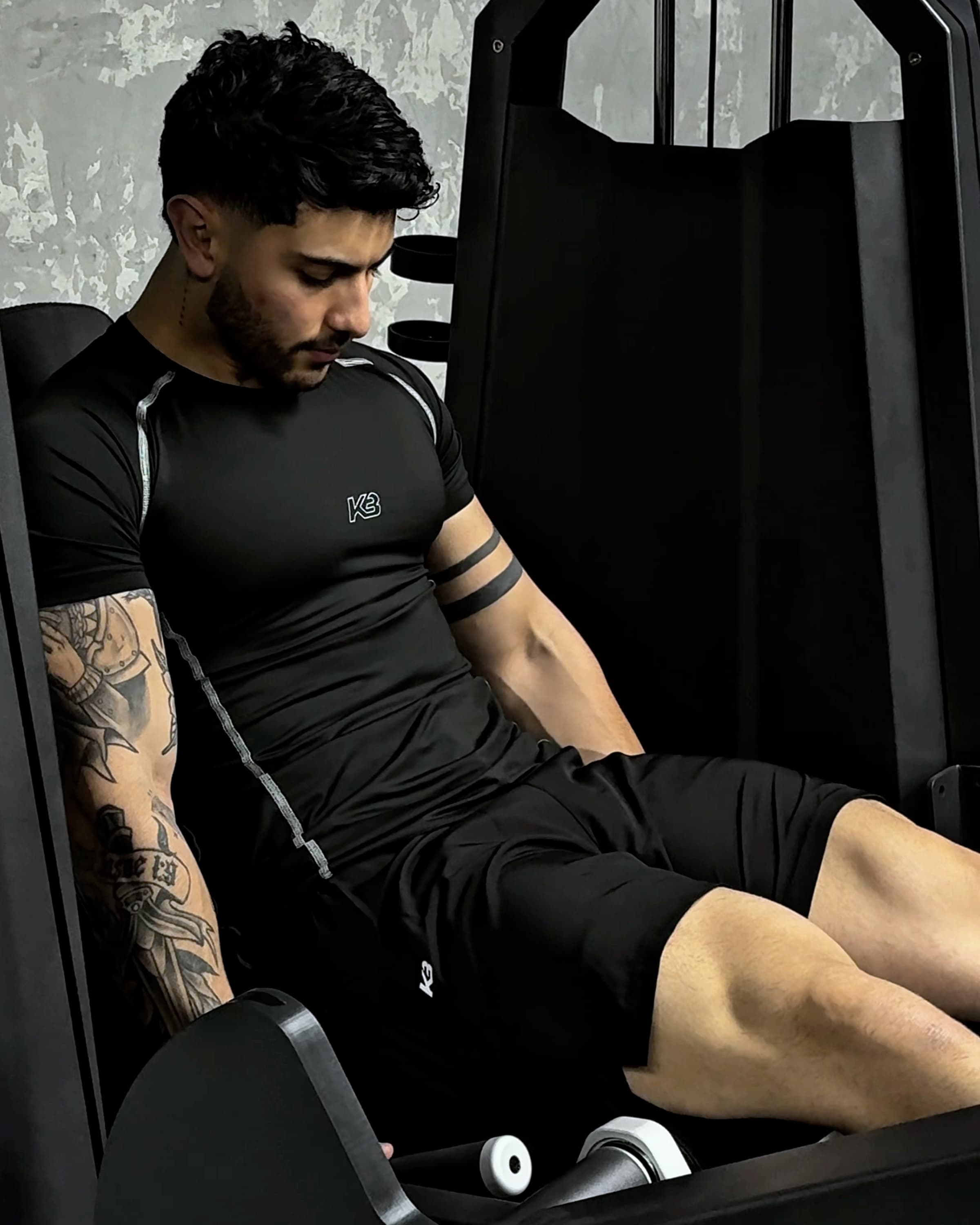 Pantaloneta con licra y bolsillos con cierre┃KBMEN RF.206